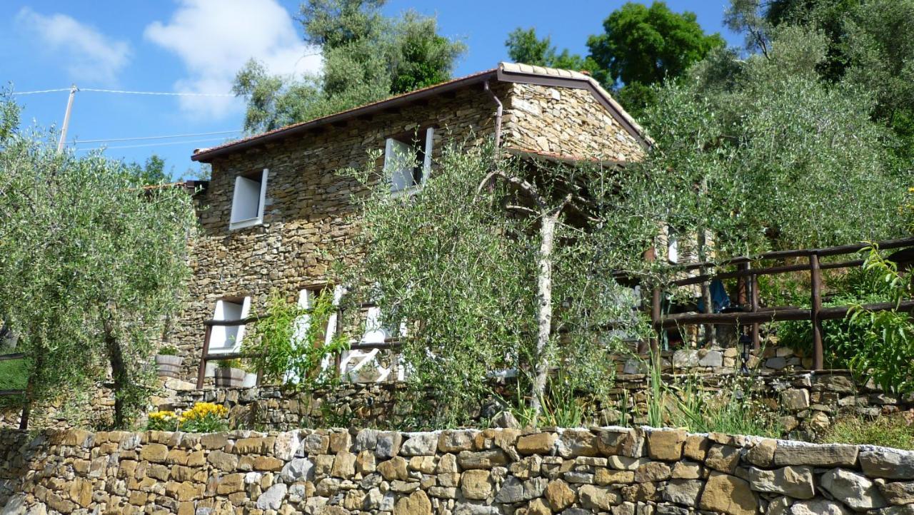 הוילה אפריקלה Nostro Rifugio מראה חיצוני תמונה